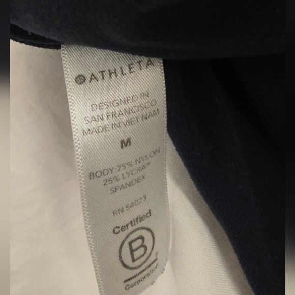 Athleta Salutation Jogger in Powervita Navy Blue Size Medium EUC - Picture 7 of 8